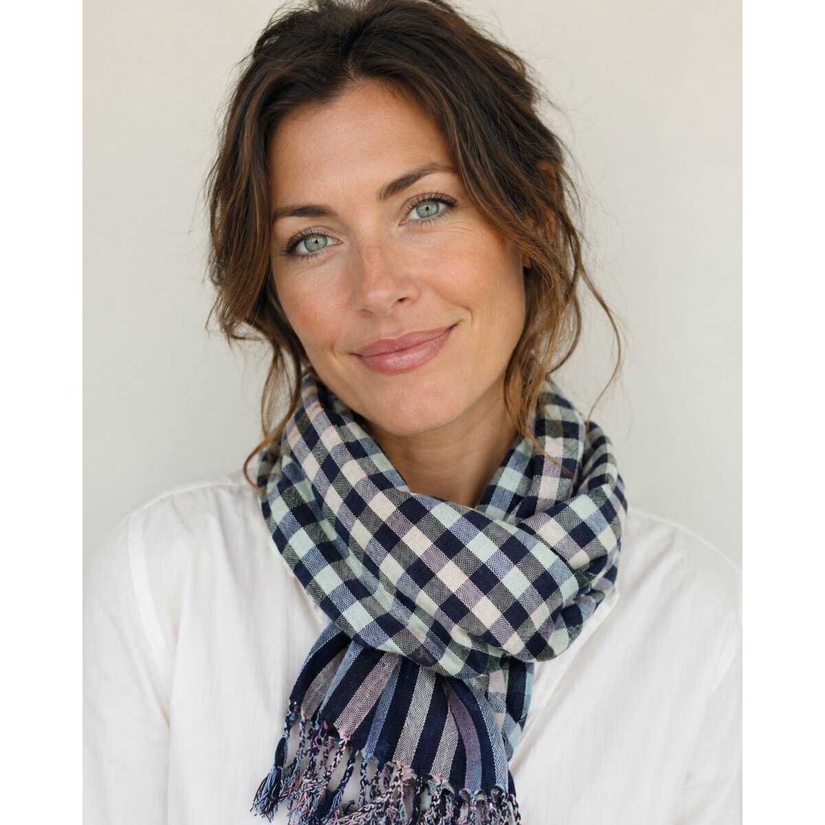 Krama Cambodgien Coton Tiss&eacute; Main � Foulard Carreaux Marine Lavande, &Eacute;charpe Ethnique Multiusage