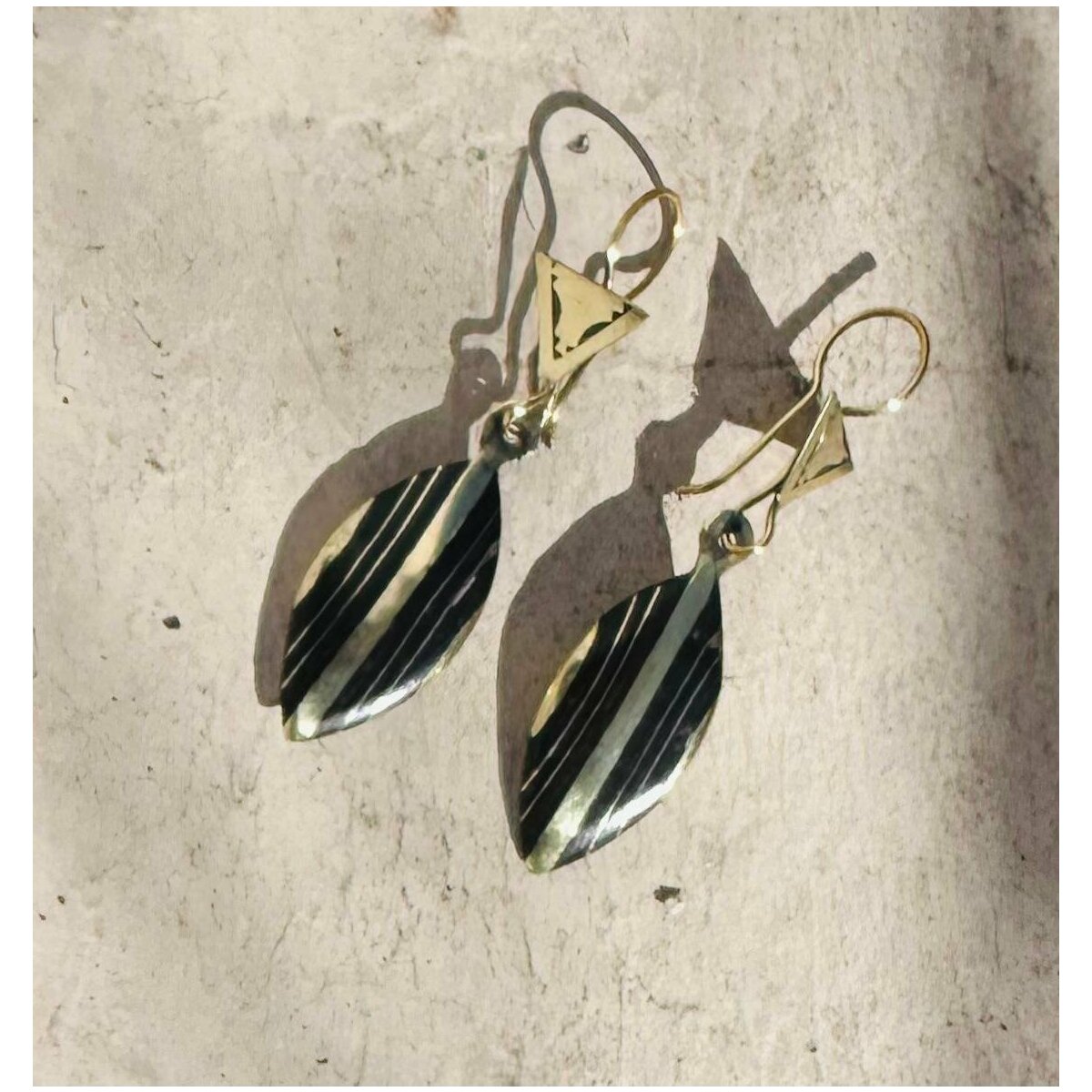 Boucles d'Oreilles Bois d'&Eacute;b&egrave;ne & Laiton � Pendants Feuille Faits Main