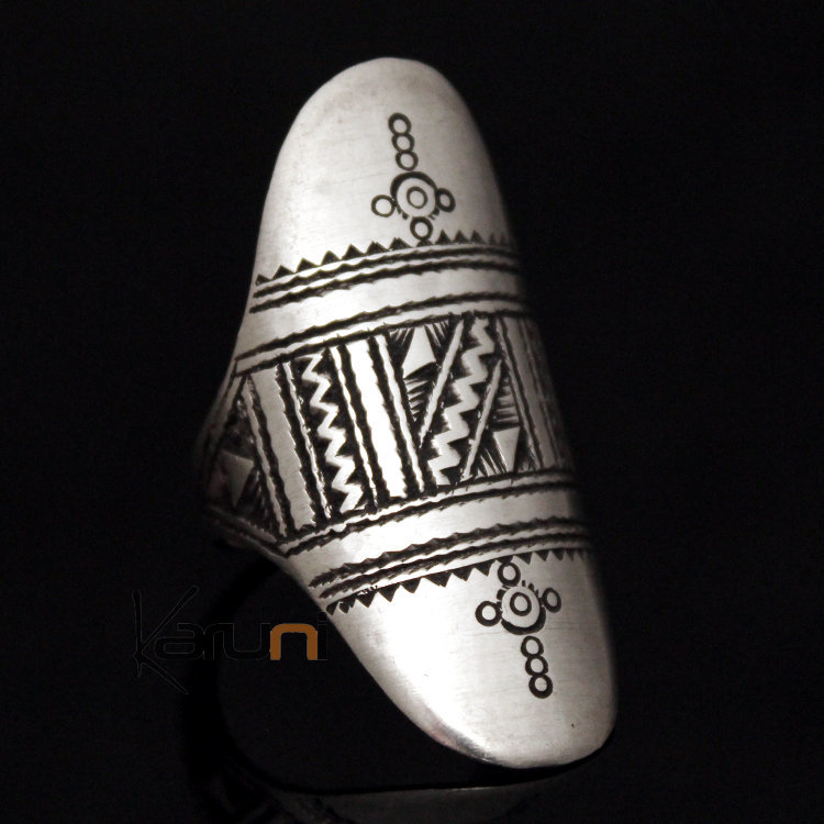 Bague en Argent Navette Gravée 30