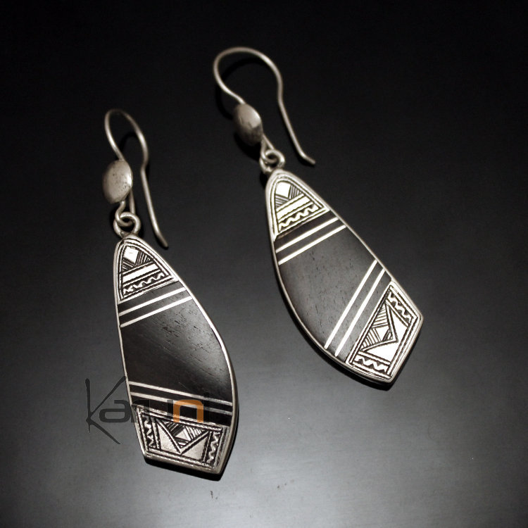 Boucles d'Oreilles en Argent et Ebène 89 Feuille Gravée