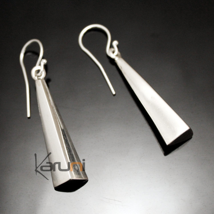 Boucles d'oreilles en Argent 134 Goutte Triangle Lisse Design Karuni