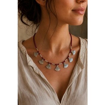 Collier Shat Shat Touareg – Argent 925 & Perles Rouges Fait Main Collier Shat Shat Touareg – Perles Rouges & Argent Sterling 925 Fait Main