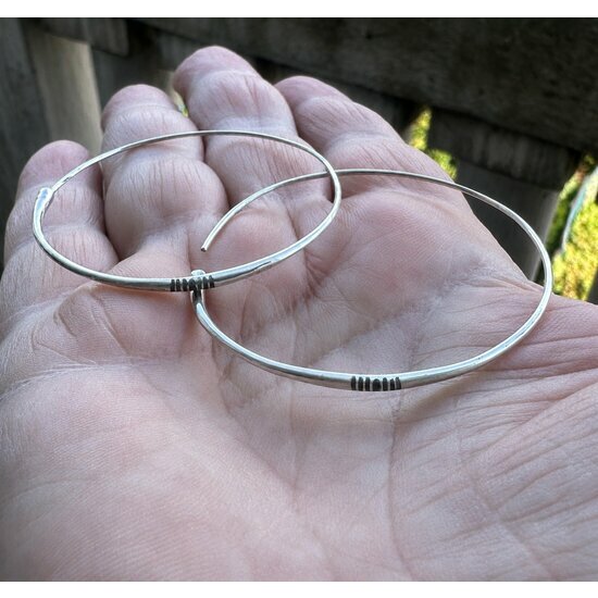 Créoles Touareg Argent 925 & Poudre d'Ébène – Boucles Artisanales Fait Main Boucles creoles argent