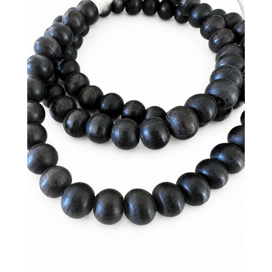 Perles d��b�ne Naturel � D�tail Collier Bois Noir Artisanal