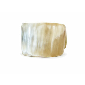Bracelet femme en corne polie � Bijou artisanal naturel