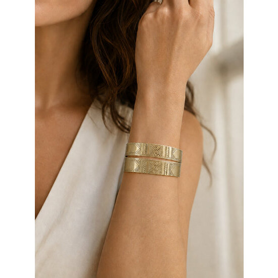 Bracelet Touareg en Laiton Grav� Port� � Manchette Artisanale R�glable