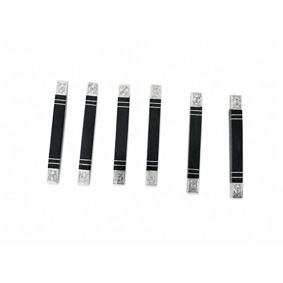 Repose-Couteaux �b�ne et Argent Grav� � Accessoires de Table Artisanaux