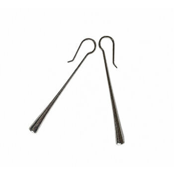 Boucles Fines en Argent � Longues Boucles Minimalistes Artisanales