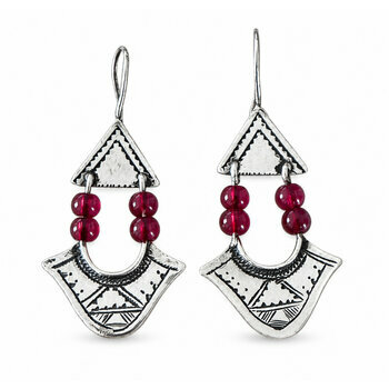 Boucles d'Oreilles Argent 925 & Perles Rouges – Pendants Gravés Main Boucles d’Oreilles Argent 925 Femme – Pendants Rouges Gravés Main