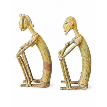Cadeau pour un couple � Paire de statuettes Dogon en laiton, profil gauche