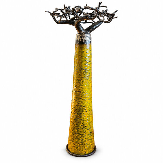 Sculpture baobab faite main 60 cm � Tronc jaune et branches en m�tal