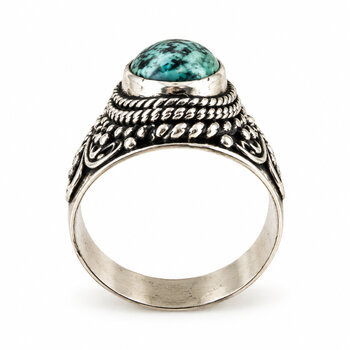 Bague large en argent ouvrag� avec pierre turquoise ovale