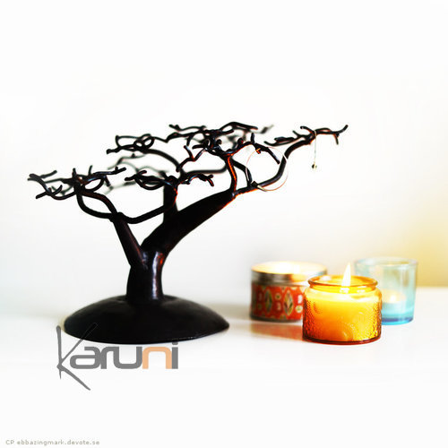 Arbre à porte-bijoux design Cèdre 30 cm métal recyclé baobab Madagascar