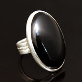 Bijoux Touareg Ethniques Bague en Argent et Onyx Noir 01 Grande Ovale b