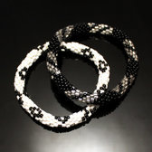 Bijoux Ethniques Artisanaux Set de 2 Bracelets Roll-On en Perles Crochet Npal Femme/Enfant 17 Noir/Blanc